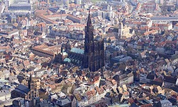 Страсбург-Эльзас-парламентская столица Европы.