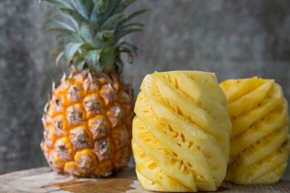 Как очистить ананас в домашних условиях: советы и лайфхаки 