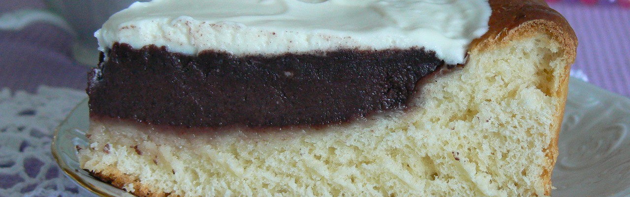 Пирог с черемухой сметаной и кефиром