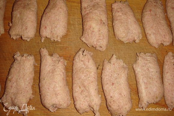 Домашние колбаски в кишке на мясорубке - пошаговый рецепт с фото на пластиковыеокнавтольятти.рф