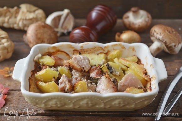 Картошка с грибами и сыром в духовке - Кулинарный пошаговый рецепт с фото.