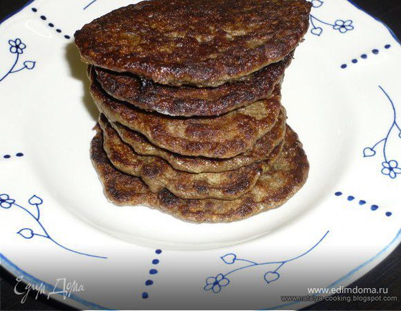 Оладьи из говяжьей печени с морковью и луком