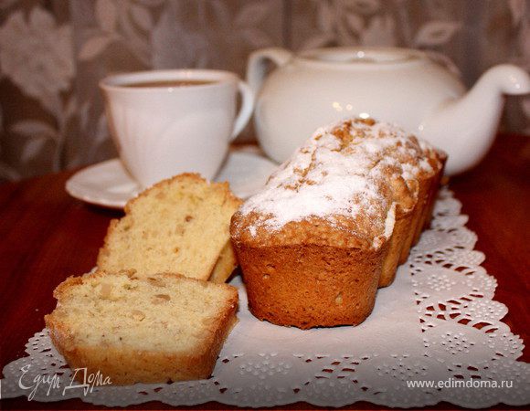 Кекс на молоке с изюмом и орехами