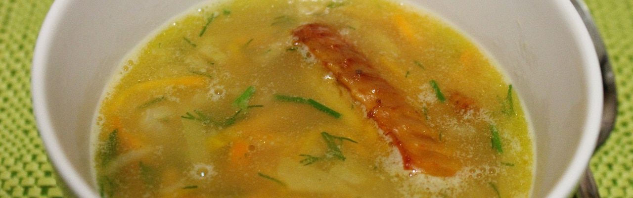 Пошаговая инструкция приготовления Гороховый суп с копчеными крылышками