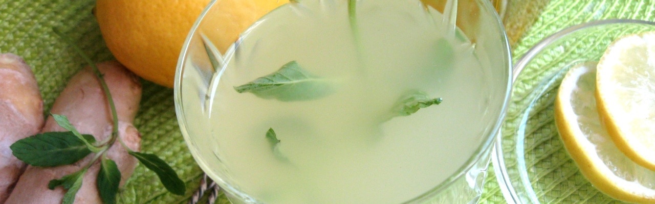 Настойка на водке Имбирь, лимон и мед пошаговый рецепт
