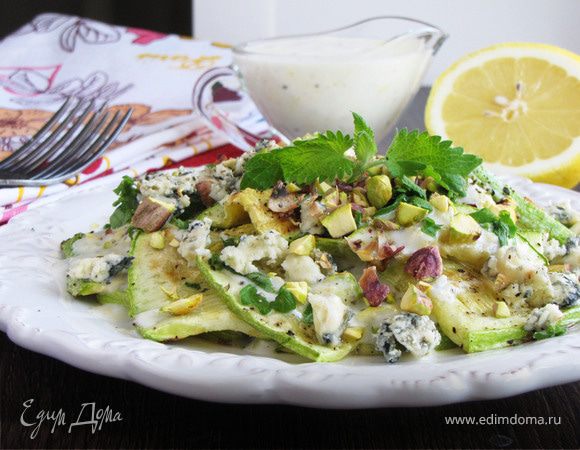 Салат из кабачков, помидор, моркови, болгарского перца на зиму