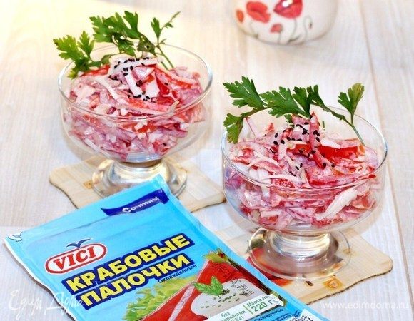 Зеленый салат с редисом и огурцами — рецепт салата с фото