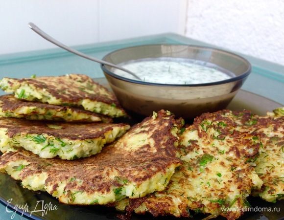 Драники с капустой и фаршем