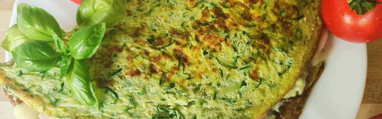 Омлет с цукини, зеленым луком и брынзой рецепт – Французская кухня: Закуски. «Еда»